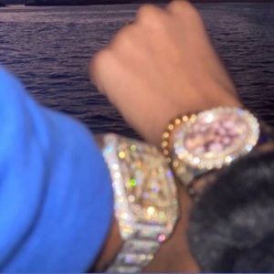 Meet your Posher, Es